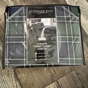 London Fog Black and Gray Plaid Flannel Sheet Set